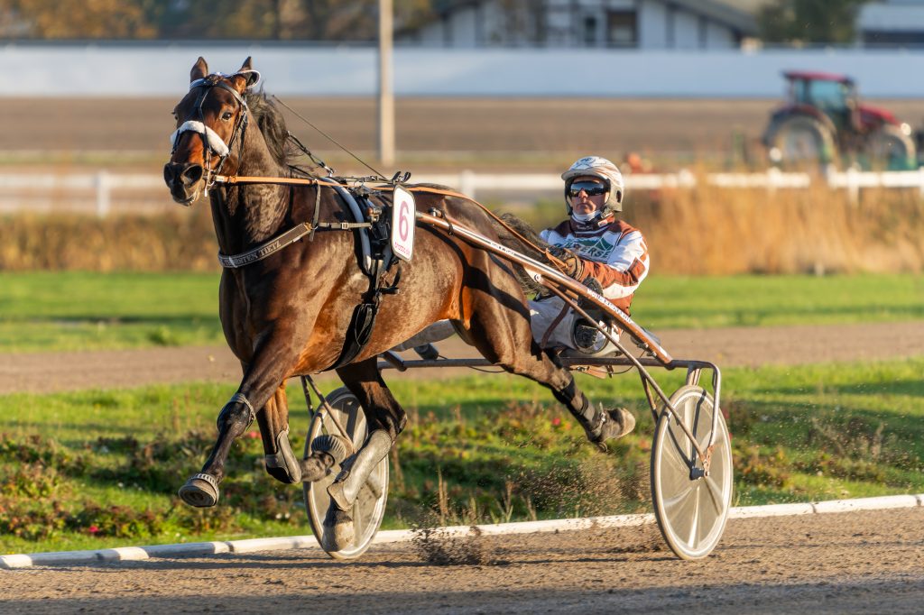 Wellerman mit Thorsten Tietz gewinnt den 130 Jahre VDT - Jubiläumspokal 24